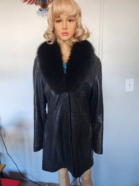 #825 Leather/fox fur jacket